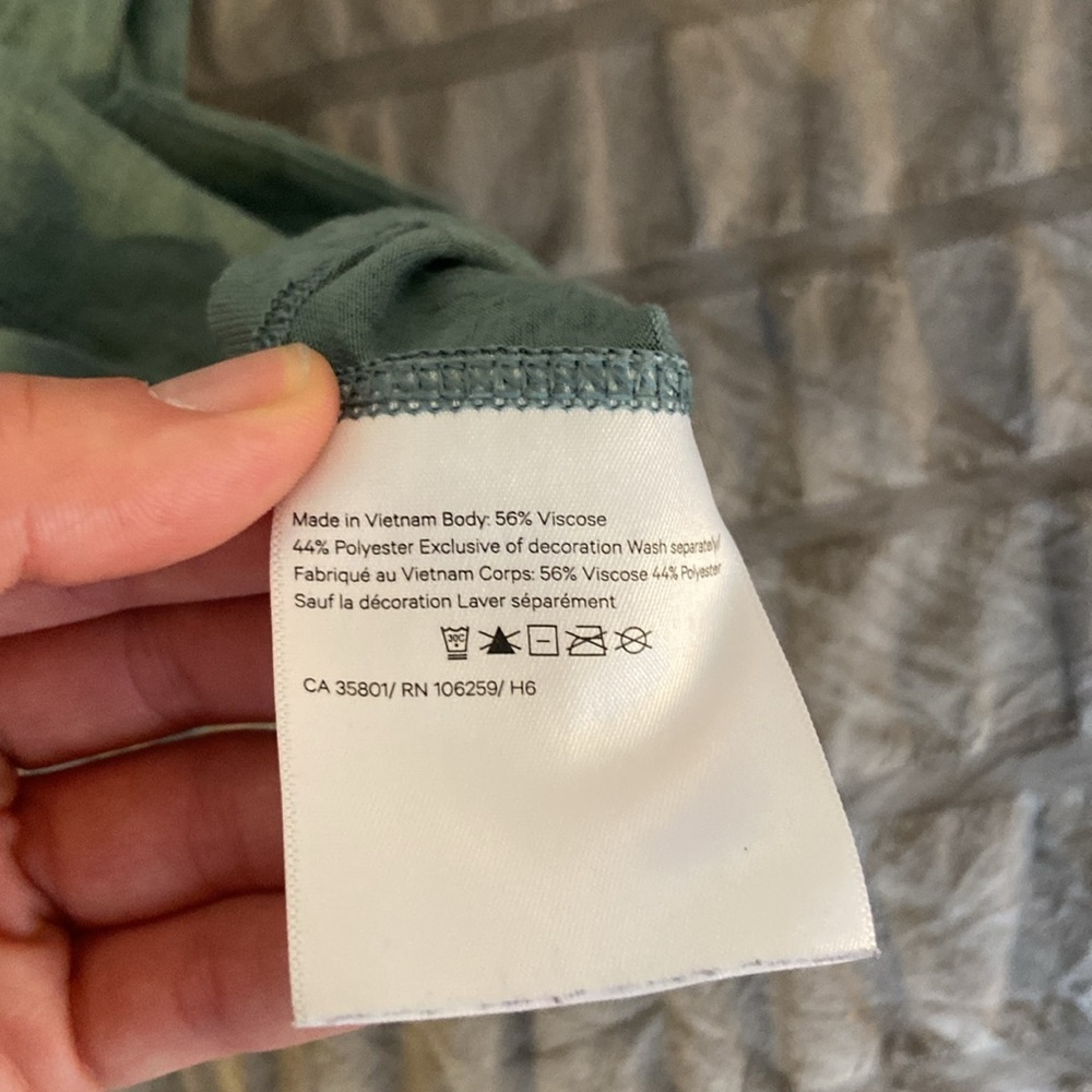 Lululemon burnout crop top in deep sage - Picture 5 of 5